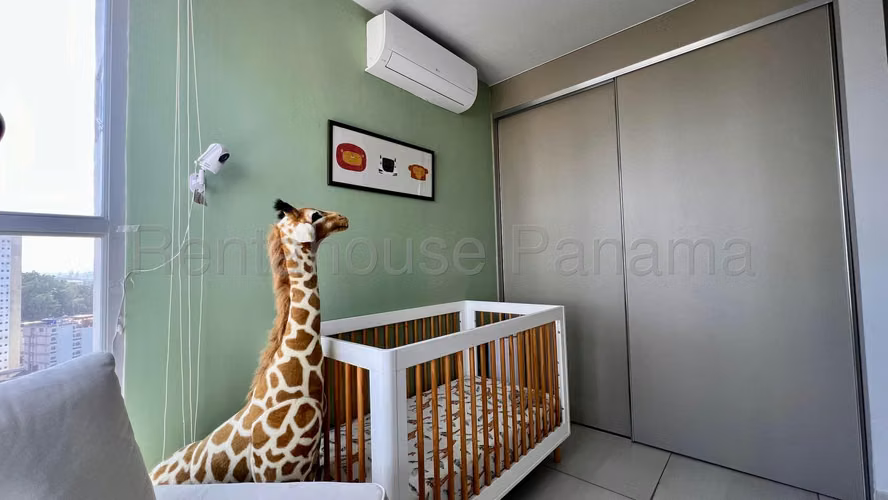 Venta de Apartamento en La Cresta 26*6558Mfk