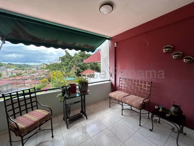 Casa Amplia y Familiar En Venta en Betania 26*6553Mfk