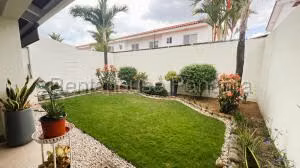 Venta de Casa con 184m2 en Versalles PH Reservas de Versalles 26-6247SR