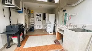 Venta de Casa con 184m2 en Versalles PH Reservas de Versalles 26-6247SR