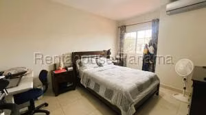 Venta de Casa con 184m2 en Versalles PH Reservas de Versalles 26-6247SR
