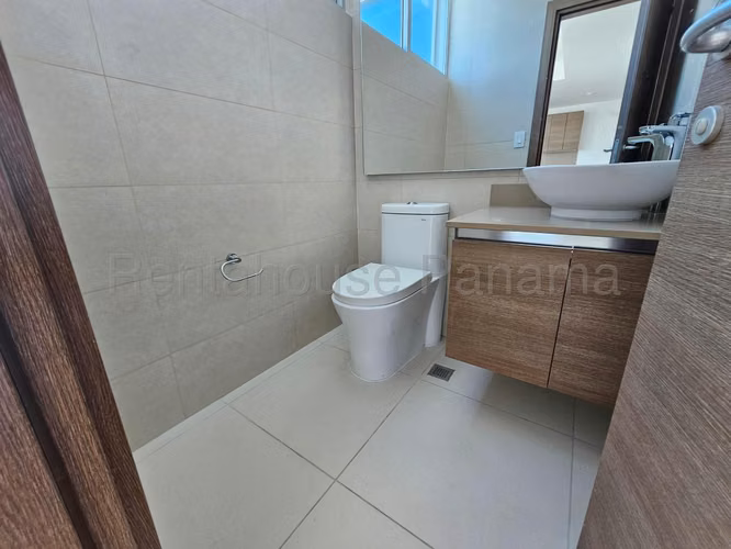 Venta de apartamento de 121m² en Costa del Este 26JSS2408