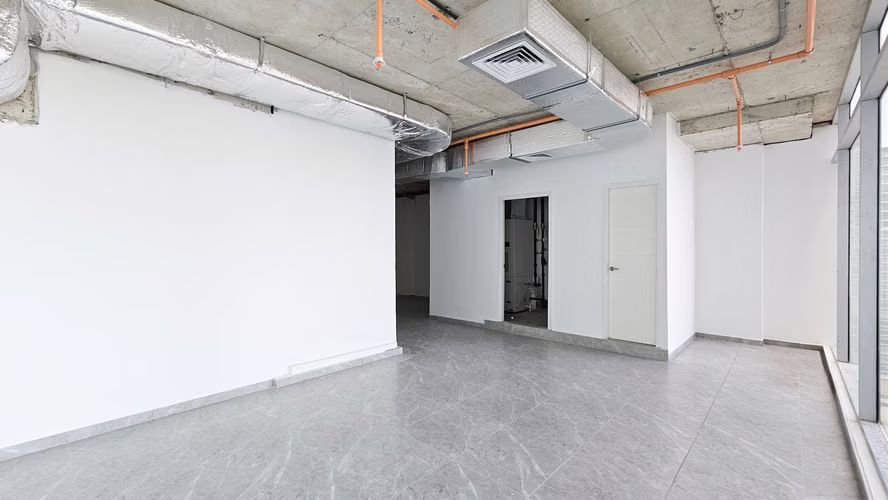 Increíble precio en Sortis Business Tower - Oficina de 105 m2 - Imagen 6