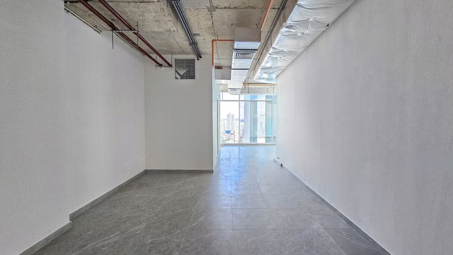 Increíble precio en Sortis Business Tower - Oficina de 105 m2 - Imagen 3
