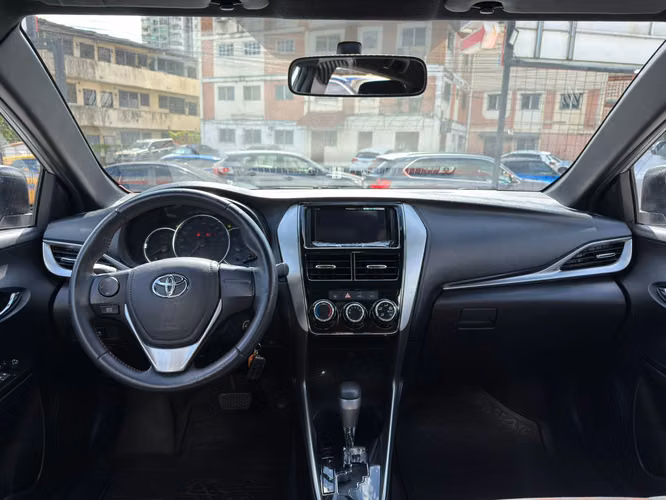 TOYOTA YARIS S 2020