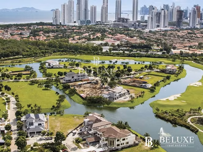 VENTA DE PENTHOUSE EN PH THE IVY, SANTA MARIA (6) - Imagen 16