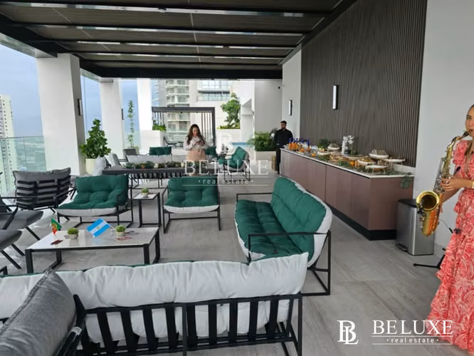 VENTA DE PENTHOUSE EN PH THE IVY, SANTA MARIA (6) - Imagen 11