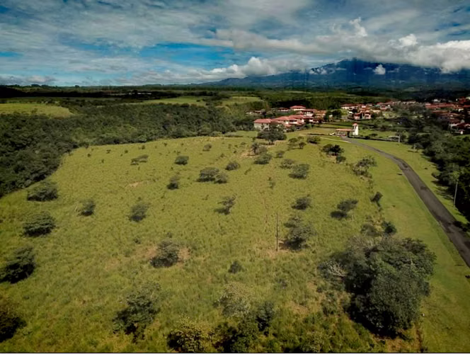 Se vende terreno El Francés Boquete