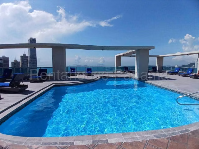 alquilo apartamento amoblado en avenida balboa OF 26-6572