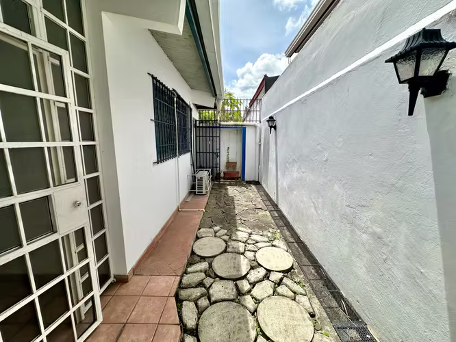 Se vende casa en Altos de Panamá