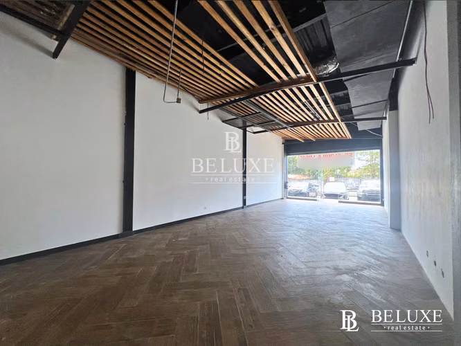 ALQUILER DE LOCAL COMERCIAL EN PLANTA BAJA, SANTA ELENA STRIP (8)