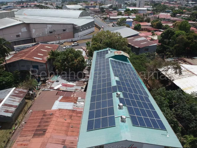 Galera en venta en Río Abajo YM