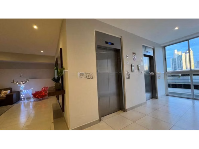 La Cresta VENTA de apartamento muy comodo y muy buena ubicación.