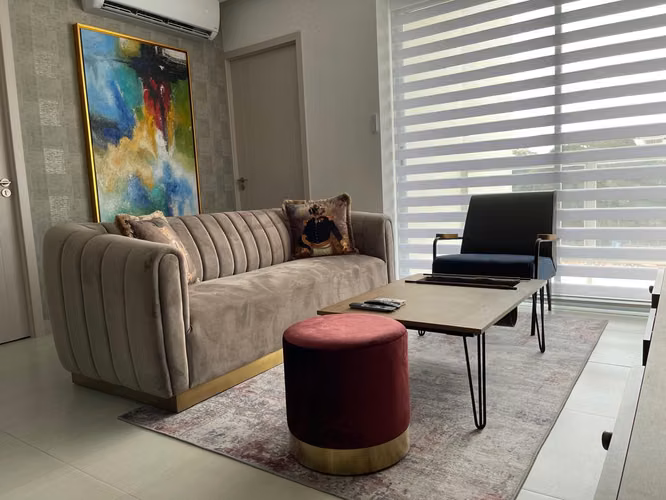 The Venta Crest apartment very comfortable and very good location.