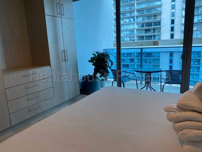 ALQUILER DE APARTAMENTO EN GRAND TOWER PUNTA PACIFICA HQ