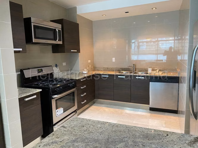 ALQUILER DE APARTAMENTO EN GRAND TOWER PUNTA PACIFICA HQ