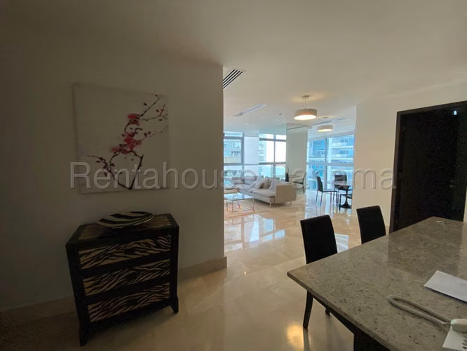 ALQUILER DE APARTAMENTO EN GRAND TOWER PUNTA PACIFICA HQ