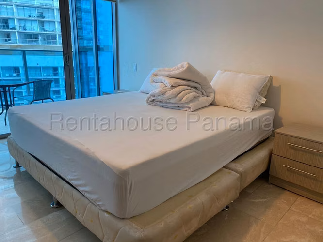 ALQUILER DE APARTAMENTO EN GRAND TOWER PUNTA PACIFICA HQ