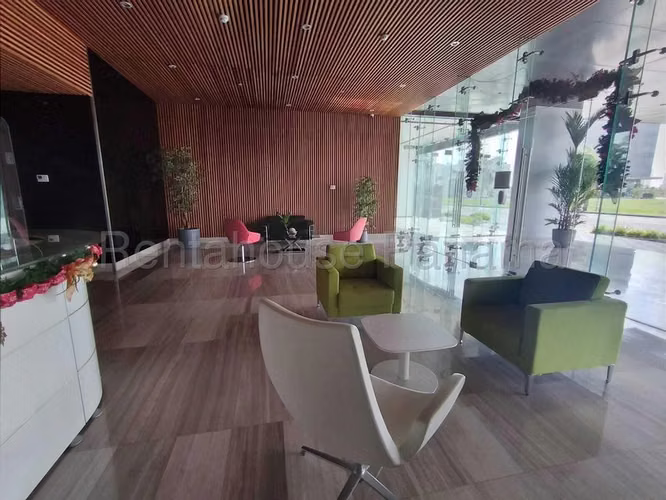 Oficina Comercial en Venta en 37E Business Center Santa María CIG26218