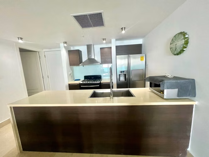 ALQUILER DE APARTAMENTO EN YOO PANAMA - AVENIDA BALBOA - 125m2