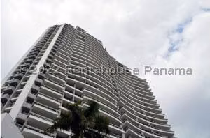 Sale of Apartment with 83m2 in El Crajo PH Luxor 200 26-6589SR