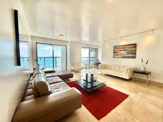 APARTAMENTO EN YOO PANAMA - AVENIDA BALBOA - 260m2 - REMODELADO