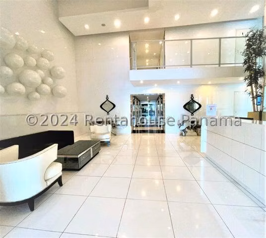 Apartamento en venta en Avenida Balboa KC