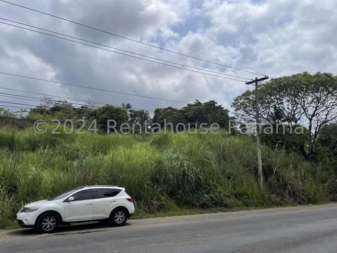 VENTA DE TERRENO EN CHILIBRE CENTRO MCD25-3082