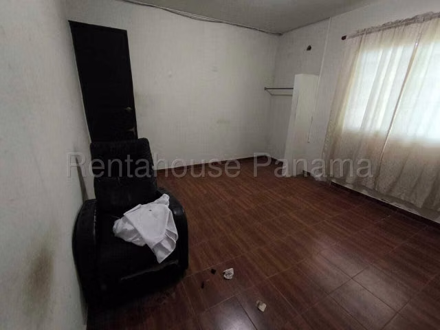 Terreno en Alquiler en Parque Lefevre CIG261486