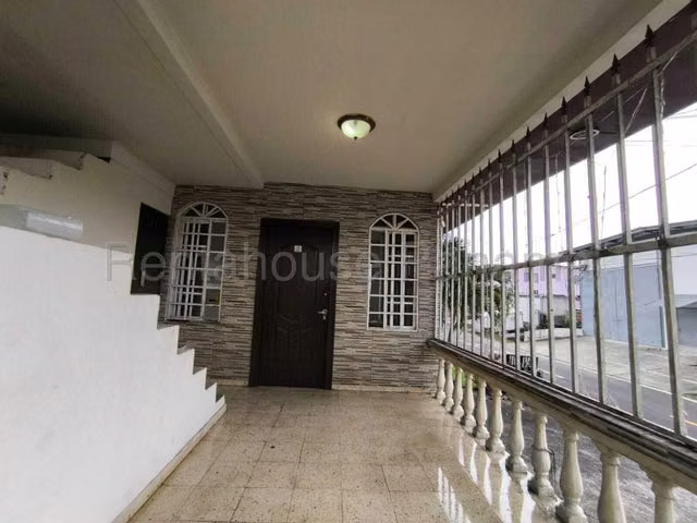 Terreno en Alquiler en Parque Lefevre CIG261486