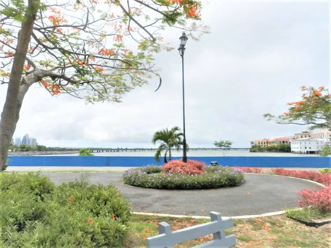 Terreno en Venta en Casco Antiguo CIG