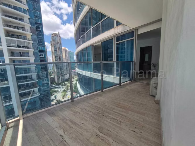 Venta de Exclusivo Apartamento en Punta Pacifica Ph Grand Tower Mts2: 155 PD