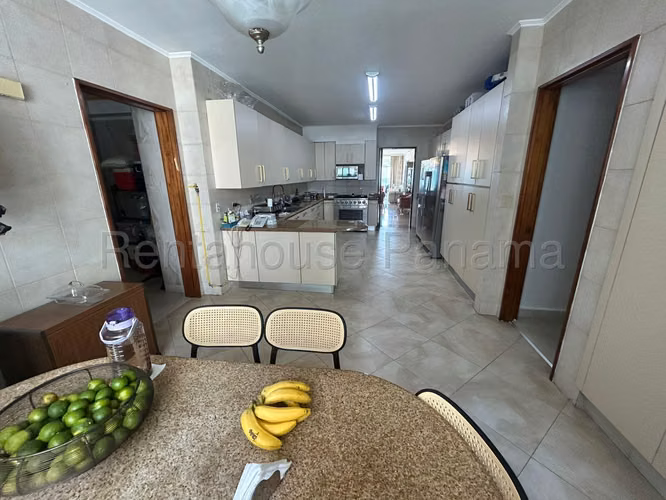 Lujoso Apartamento en Paitilla en Venta Ph Peninsula Mts2: 334 PD