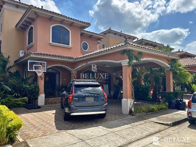 ALQUILER DE CASA EN EL DORAL, COSTA SUR (18)