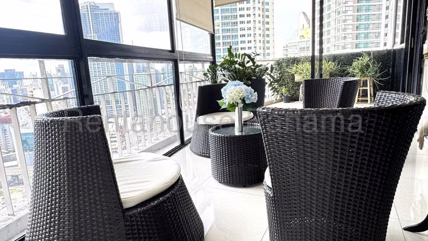 Venta Apartamento Perla del Pacifico Paitilla 26YCG8603