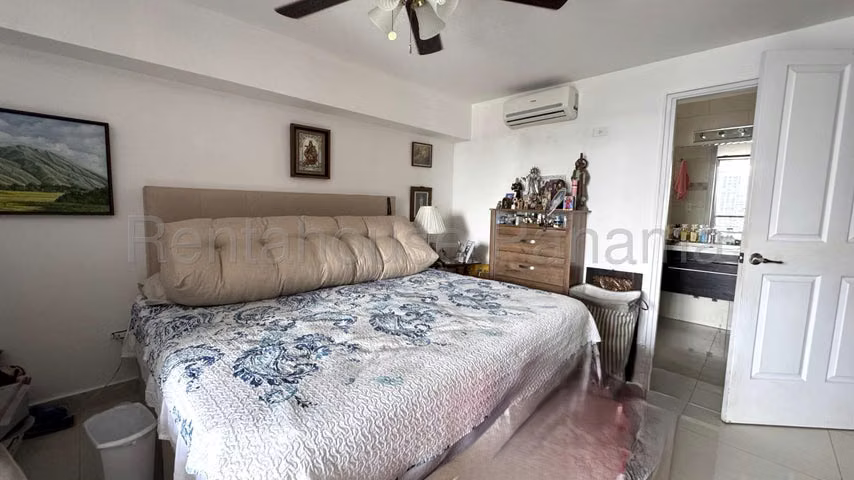 Venta Apartamento Perla del Pacifico Paitilla 26YCG8603
