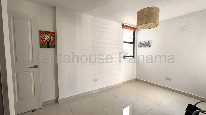 Venta Apartamento Perla del Pacifico Paitilla 26YCG8603