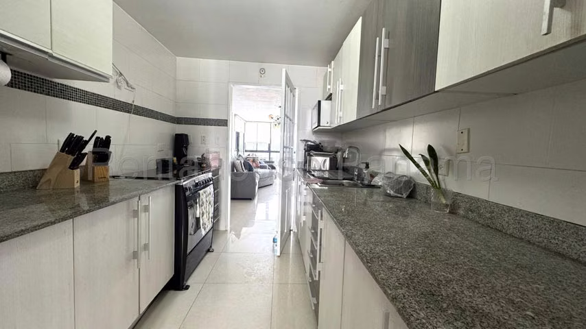 Venta Apartamento Perla del Pacifico Paitilla 26YCG8603