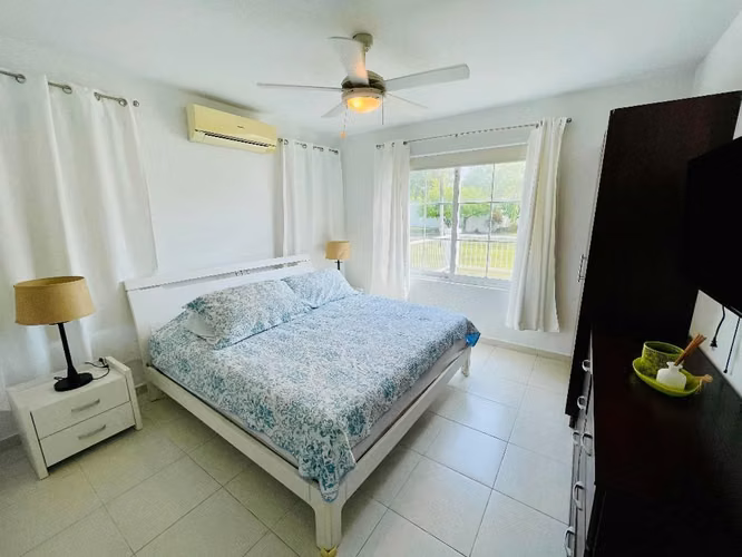 BIJAO BEACH CLUB &amp; RESIDENCES - PH HOWARD - VENTA