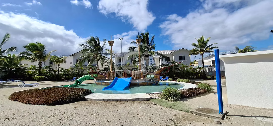 Venta Casa Unifamiliar PH Las Olas Playa Dorada Remate Bancario