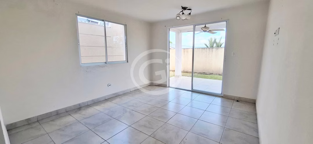 Venta Casa Unifamiliar PH Las Olas Playa Dorada Remate Bancario