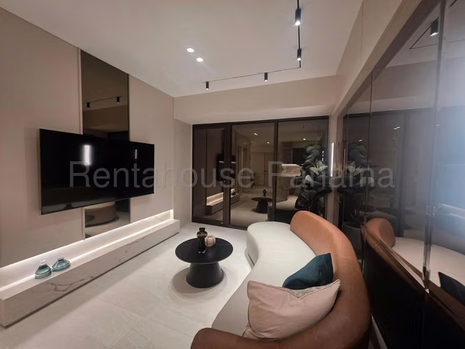 Se Vende Apartamento en Costa del Este LA26-5360