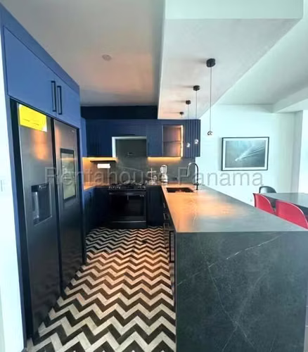 Apartamento en Alquiler en Avenida Balboa JG