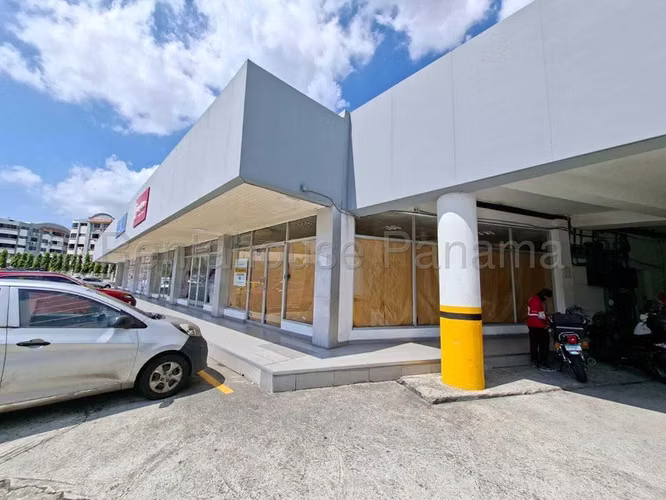 Local Comercial en Alquiler en Costa del Este JG