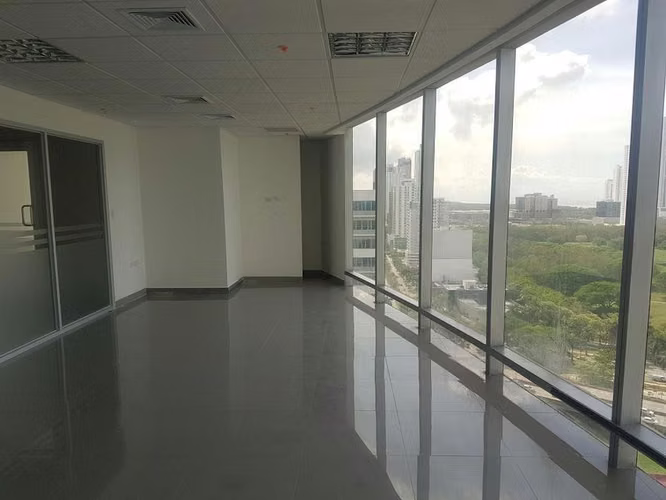 Oficina Comercial en Alquiler en Costa del Este JG
