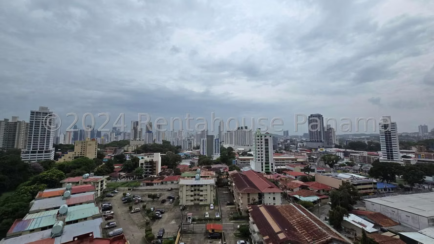 Apartamento en Venta en Carrasquilla  JG