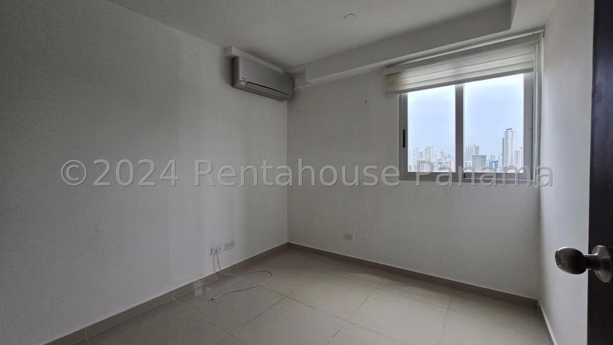 Apartamento en Venta en Carrasquilla  JG