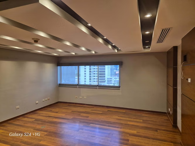 ALQUILER O VENTA DE OFICINA EN BELLA VISTA - Imagen 11