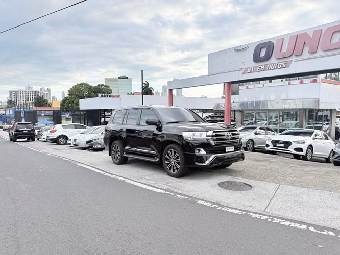Toyota Land Cruiser 2019