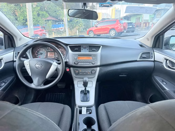 Nissan Sentra B17 2015
